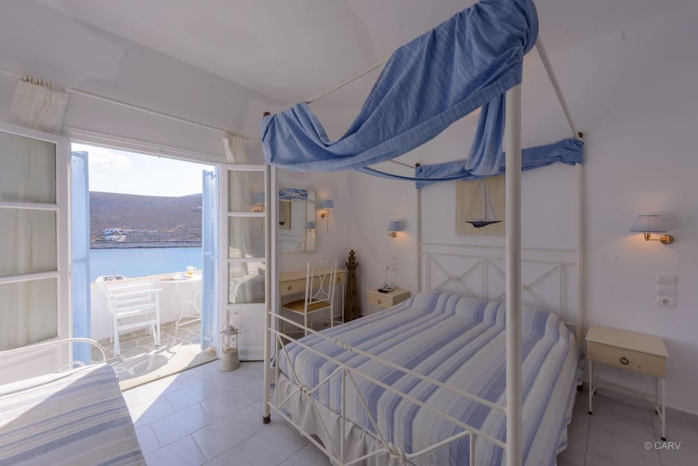Vardia Bay Studios
