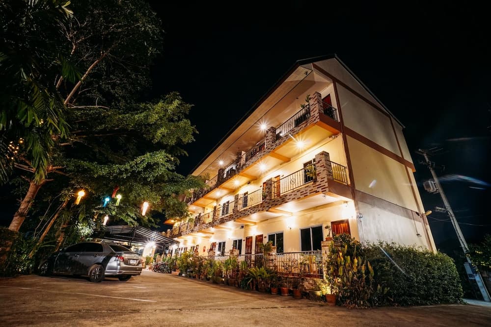 Phoemphoon 2 Hotel
