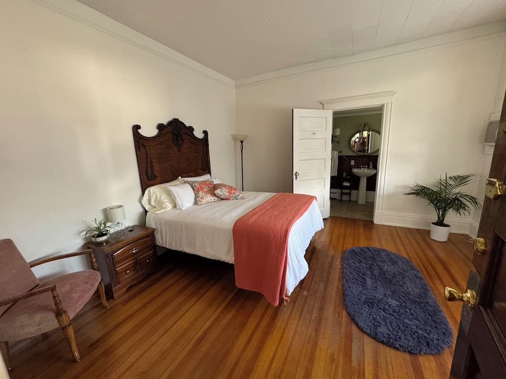 The Boho Buffalo Inn