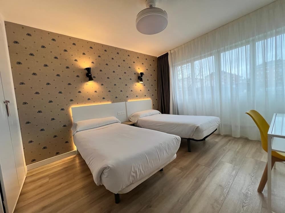 IRAIPE GORBEA HOTEL