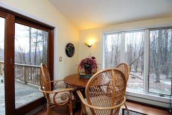 Sunset Lodge