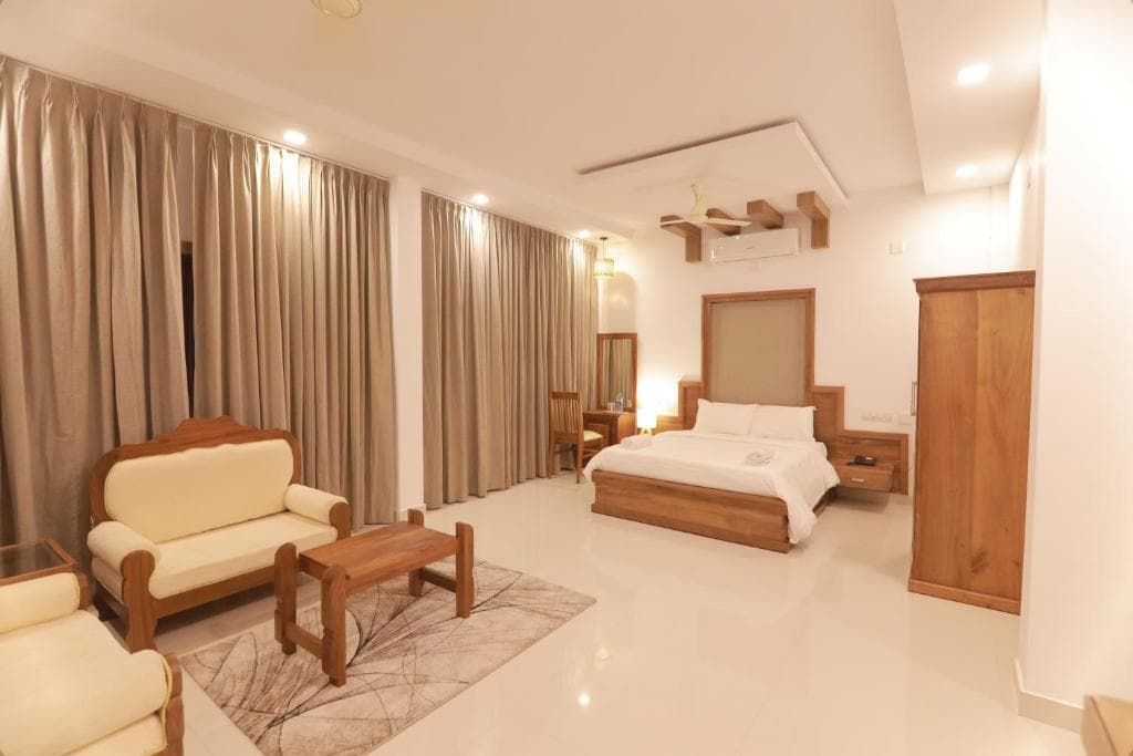 OPM INN