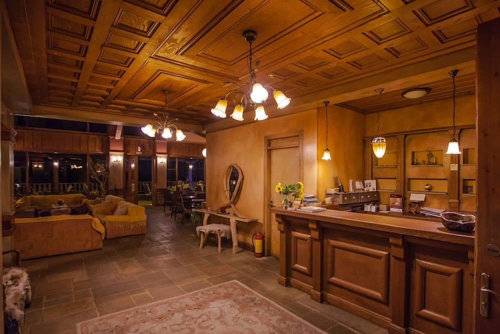 Vitina House