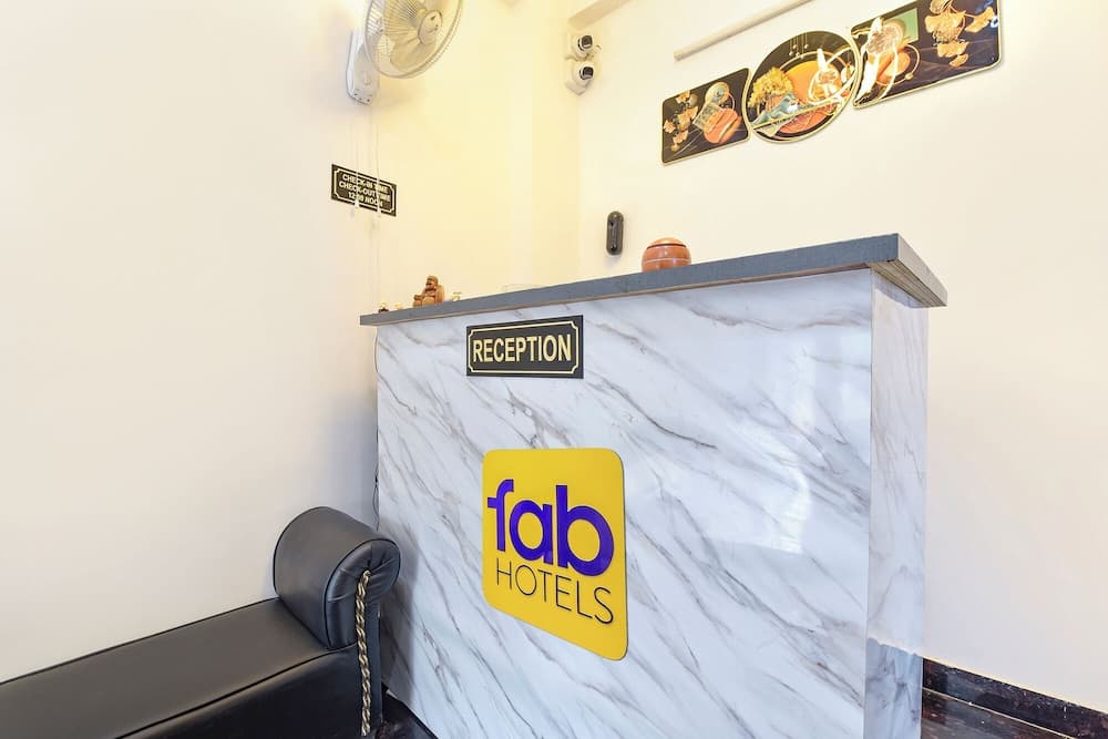 Fabhotel Avondale