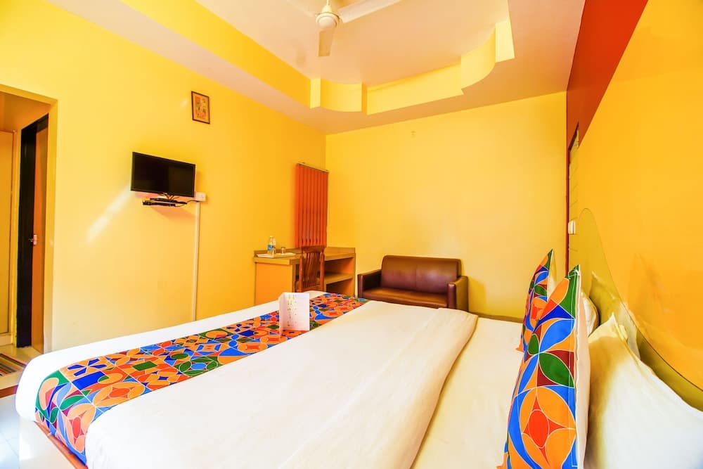 FabHotel Starleaf Prime