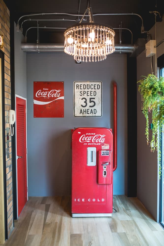 Sleepbox Sukhumvit 22
