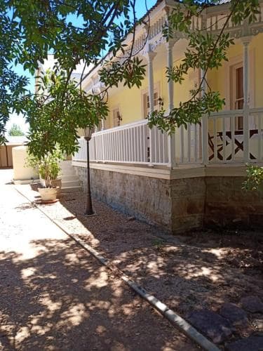Volstruispaleis B&B