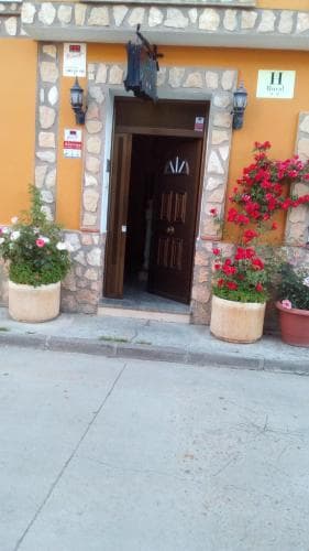 Hostal Canamares