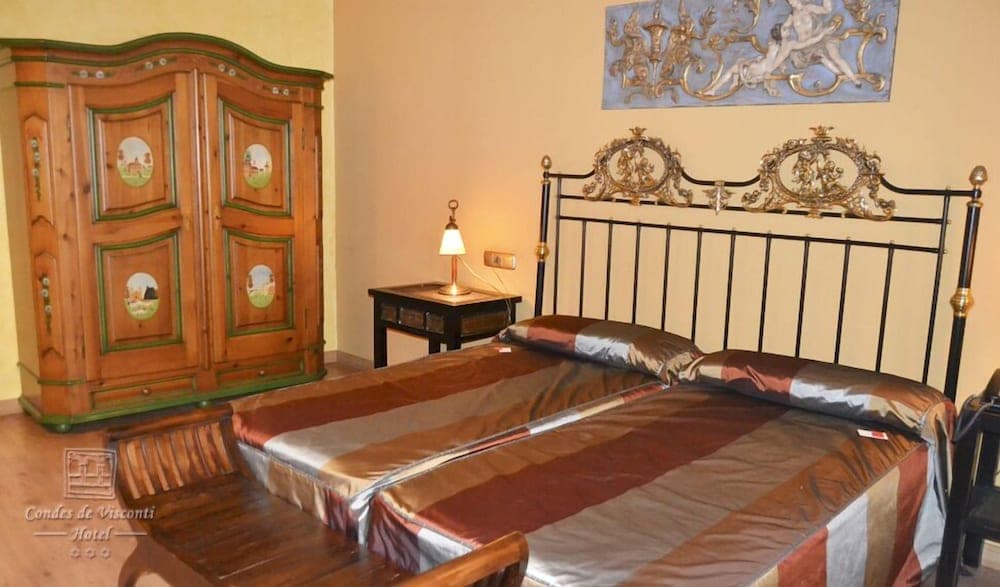 Hotel Condes de Visconti
