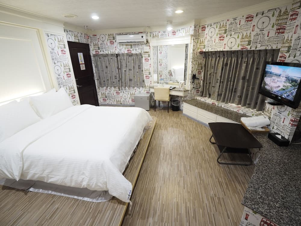HeYue Hotel