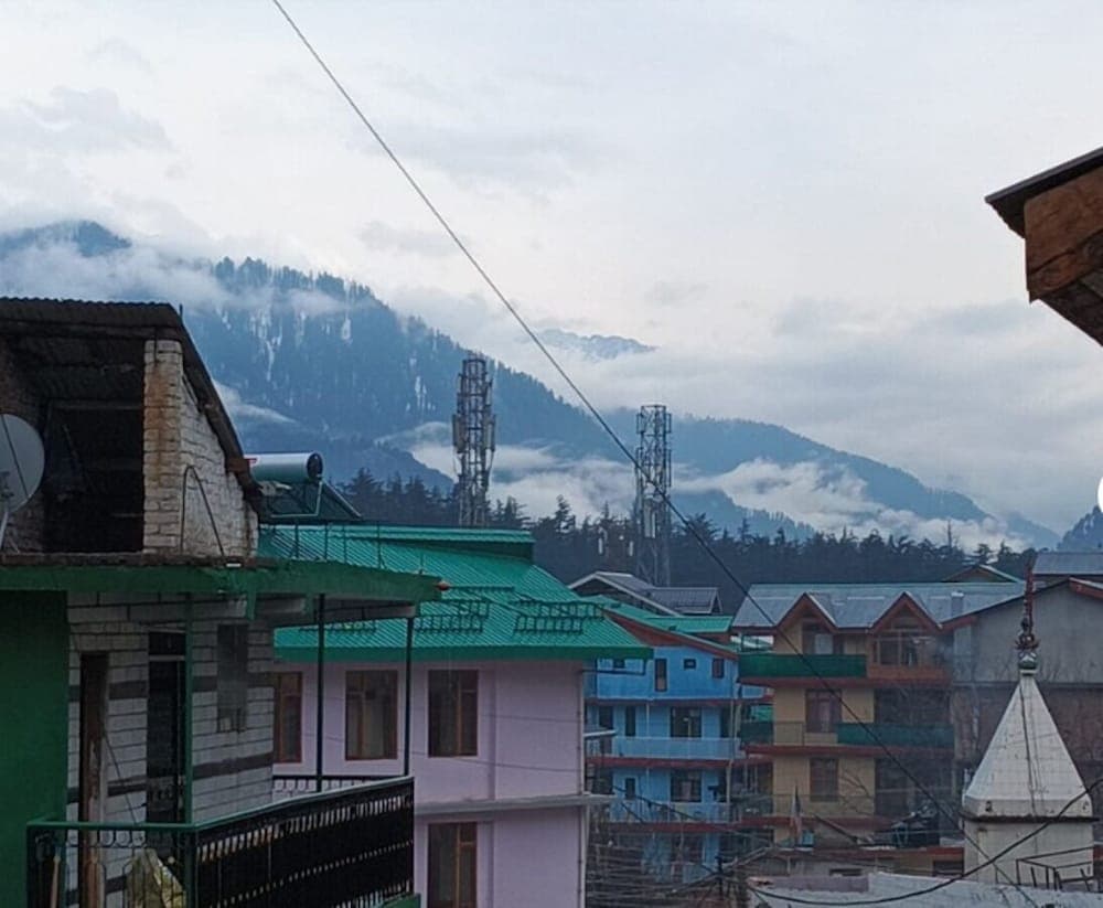 Hotel Potala Manali