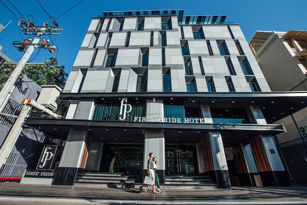 First Pride Hotel Bangkok