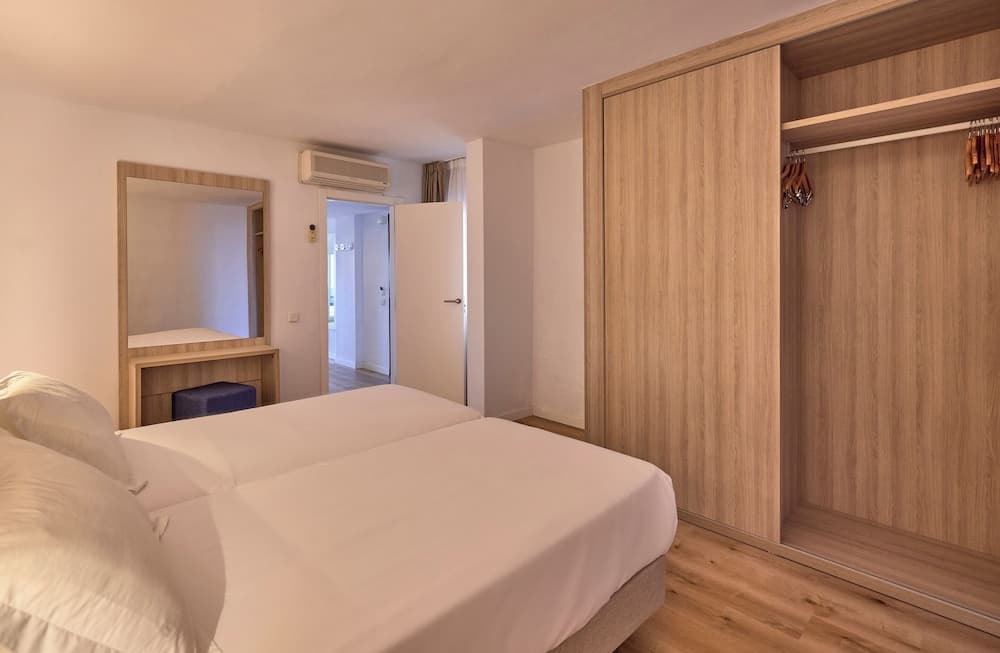 Universal Aparthotel Don Camilo