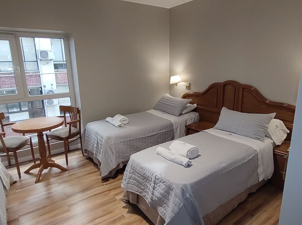 Goya Hotel