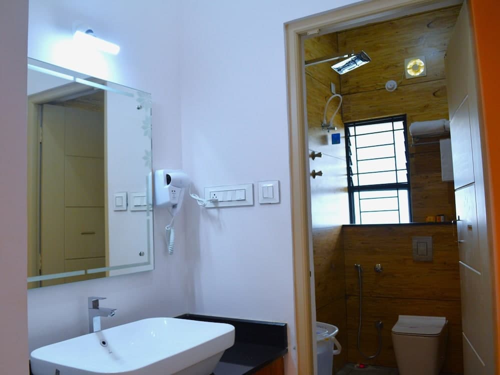 City Seviced Apartment