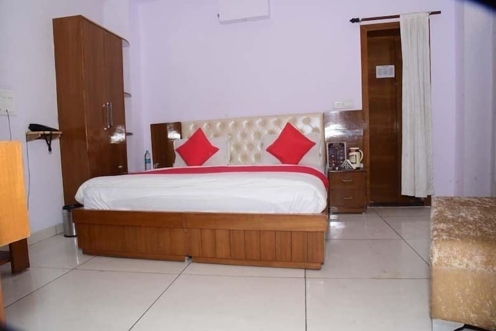 Hotel R.K. Regency