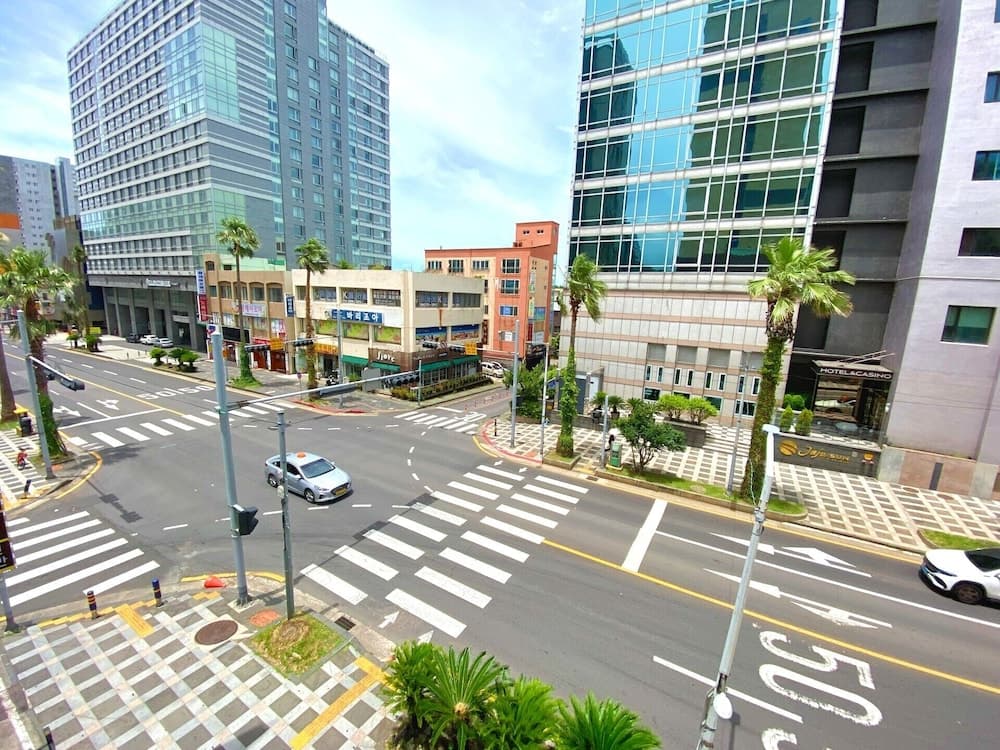 Bricks Stay Jeju City & Aiport