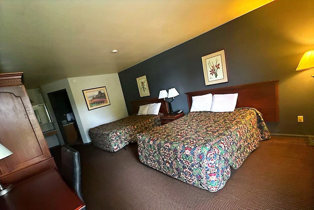 Windmill Inn Lynden