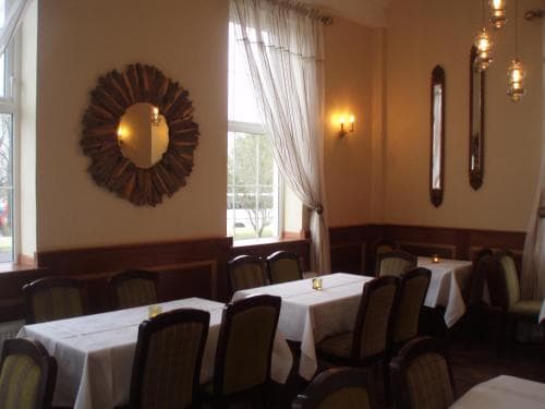 Round Tower Hotel