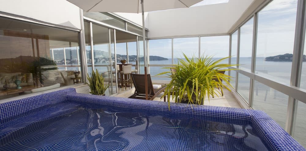 HS HOTSSON Hotel Acapulco