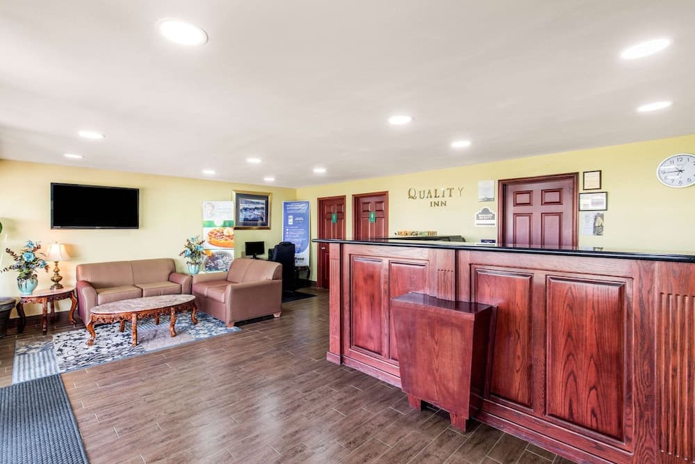 Quality Inn Paris