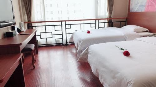 Seaman Hotel