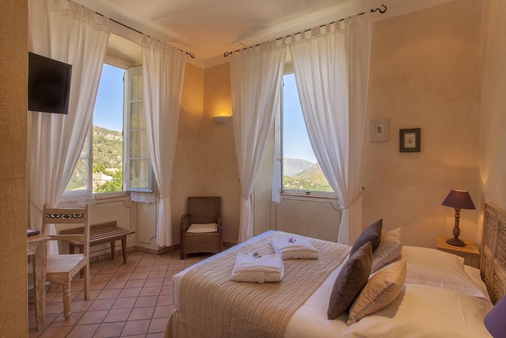 Hotel Mare E Monti