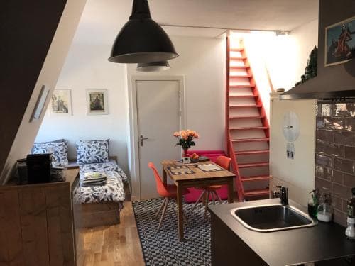 B&B Lola