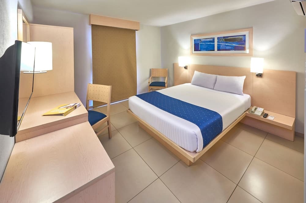 City Express by Marriott Manzanillo