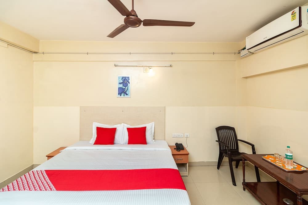 OYO 40877 Pvslodge