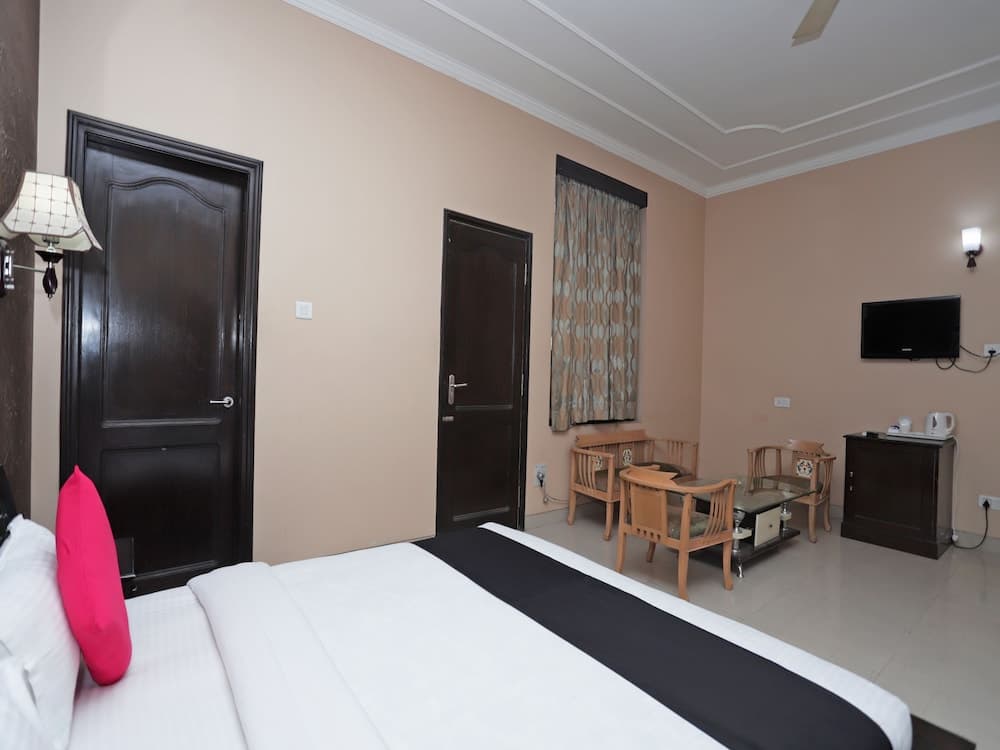 Capital O 40539 Hotel Triputi