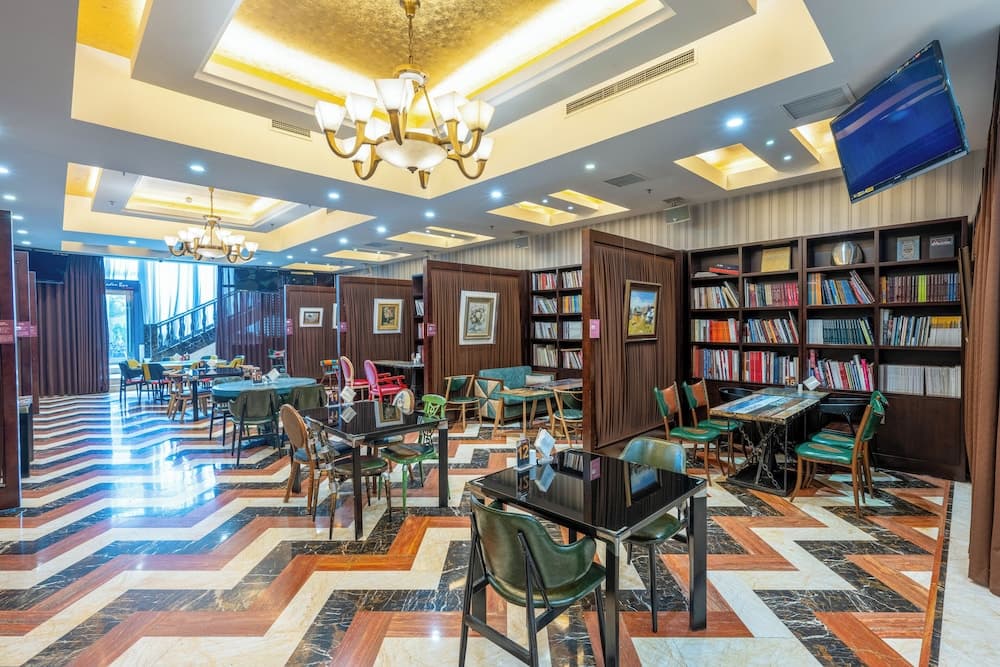 AC Embassy Hotel