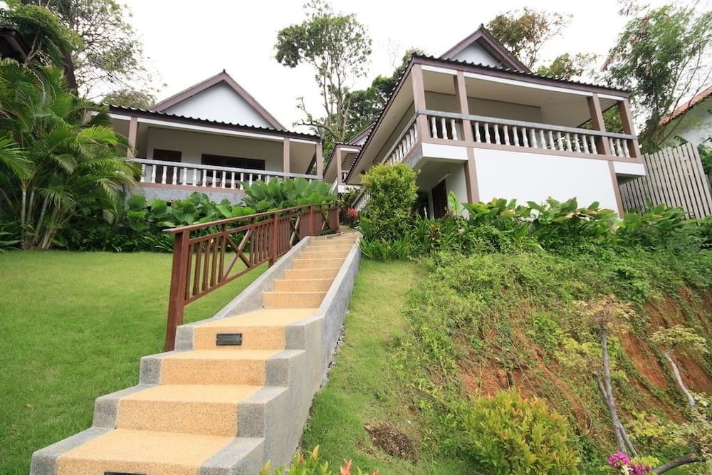 Kata Hiview Resort