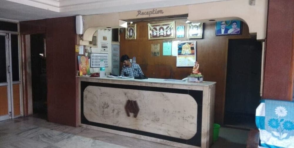 iROOMZ Hotel Amaravathi