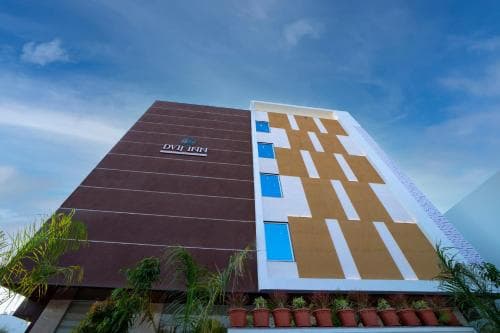 Hotel Dvij Inn