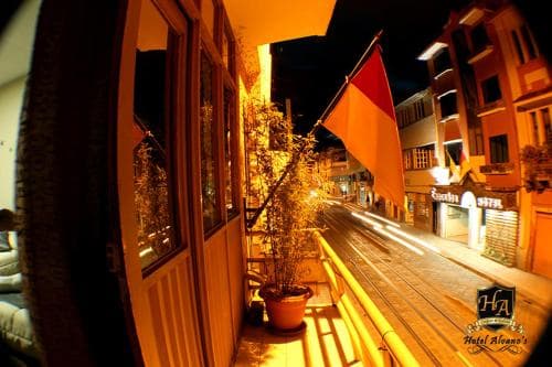Hotel Alvanos