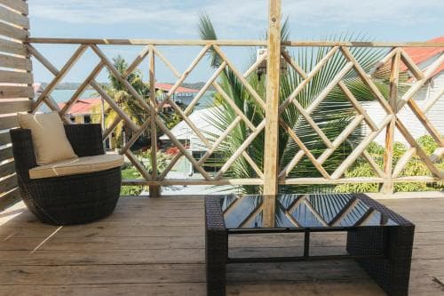 Cliff's Hostel