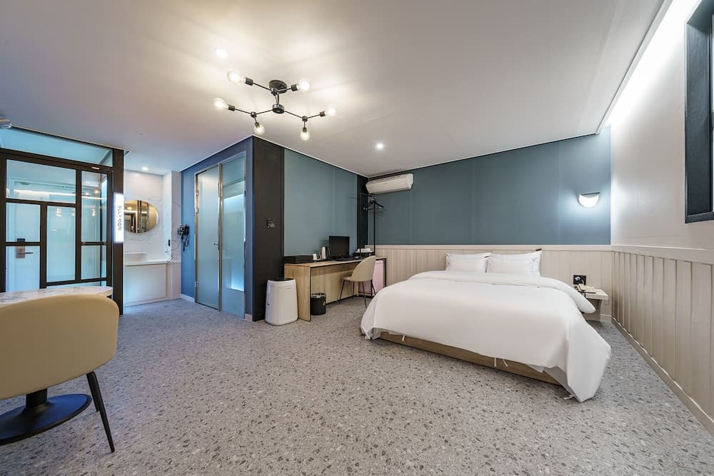 Time Hotel