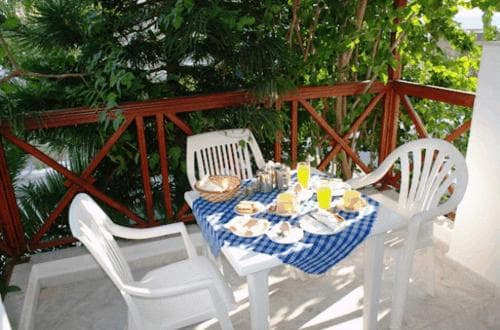 Hotel Rania Beach