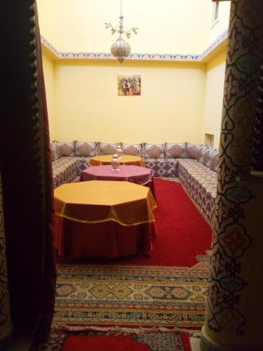 Hotel Maghni