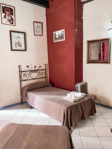 PENSION VERGARA , Sevilla