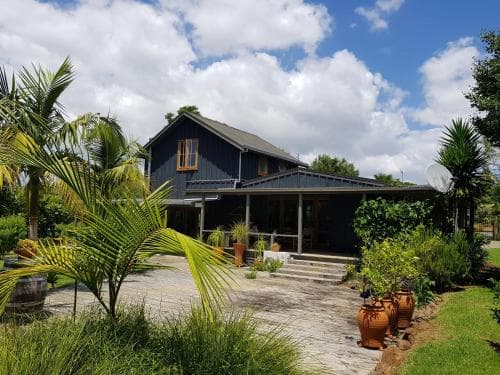 Rustic vs Glamour Executive Property