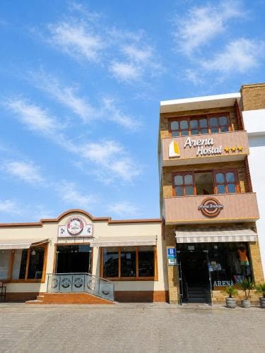Arena Hospedaje