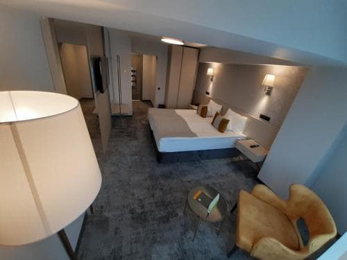 Univers T Hotel