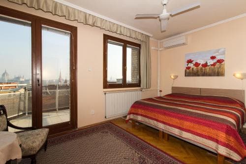Budavar Pension B&B