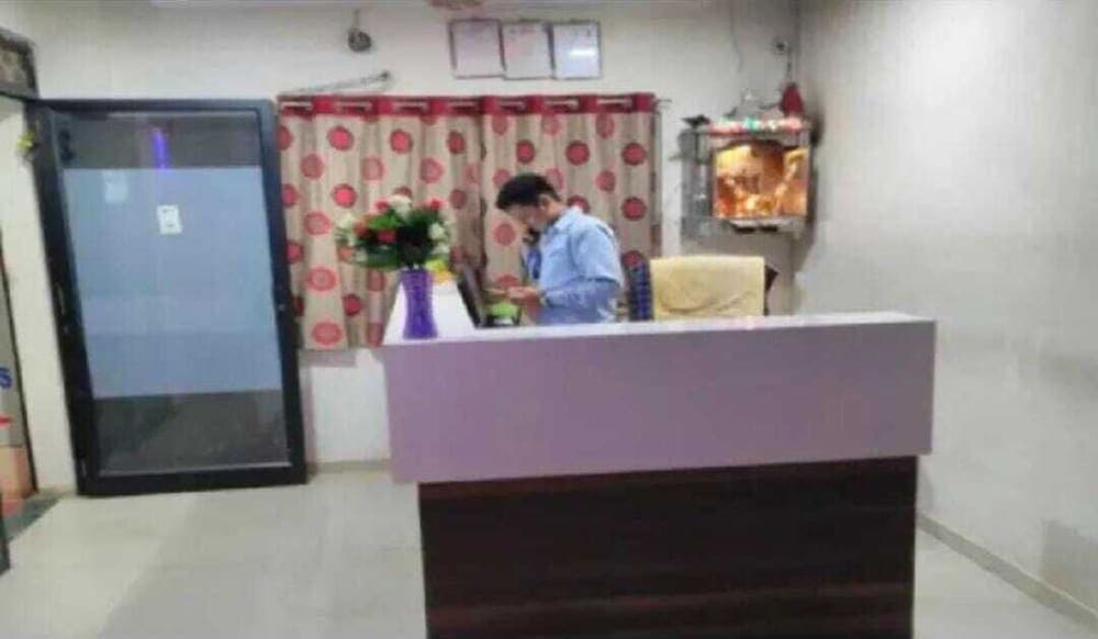 Hotel Silver Inn - Naroda