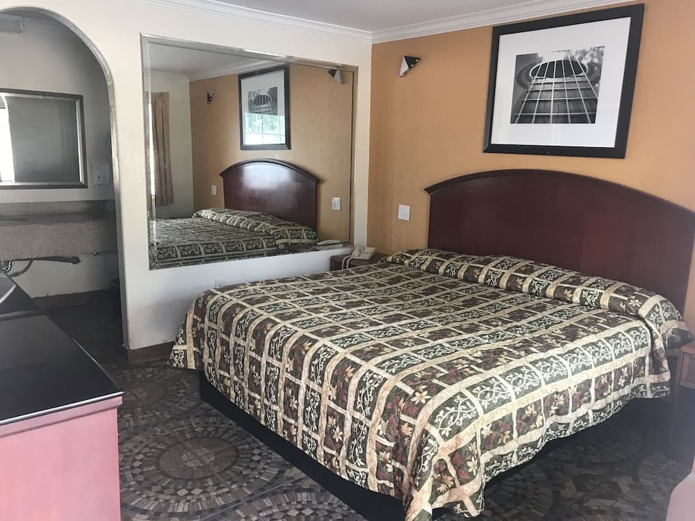 Knights Inn