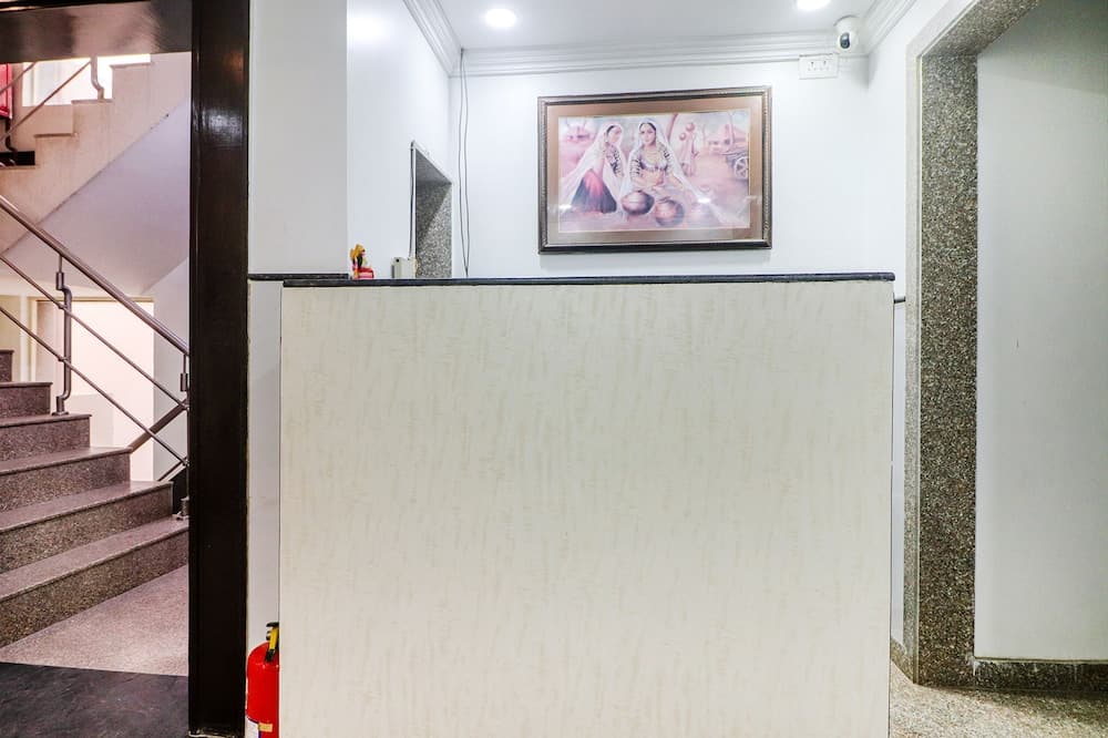 FabHotel Rayplus