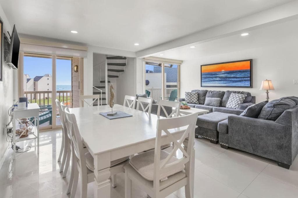 Epic Beachfront View Condo