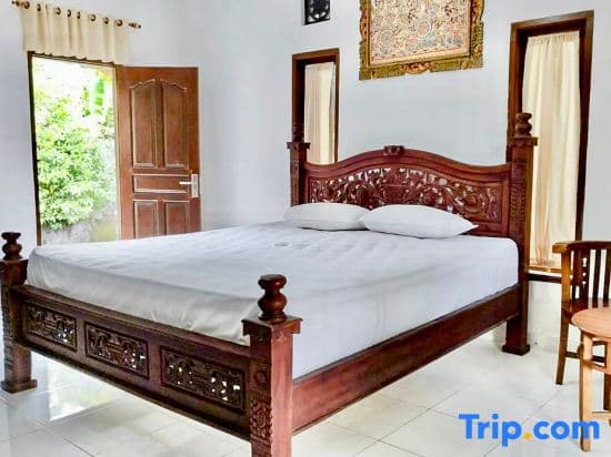 Tebluess Guesthouse Gianyar RedPartner